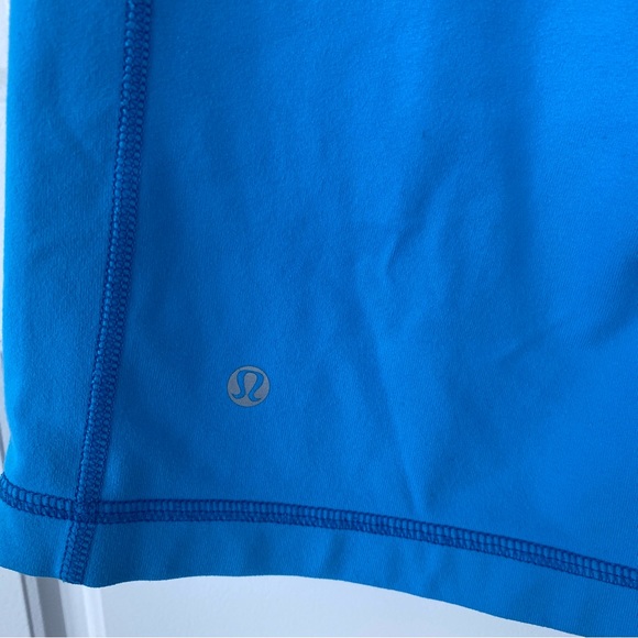 Lululemon capris - Picture 3 of 8